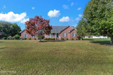 303 Planters Run, Elizabeth City, NC 27909
