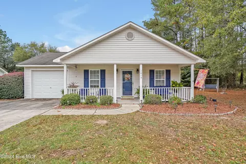 1415 Forest Hill Dr, Leland, NC 28451