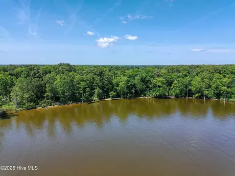 9 10 11 Peninsula Shores Way, Hertford, NC 27944