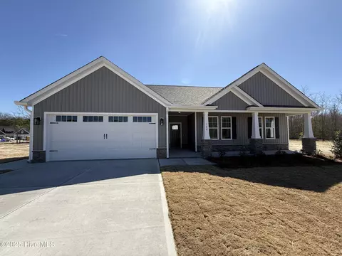 700 Tuscany Cir, Princeton, NC 27569