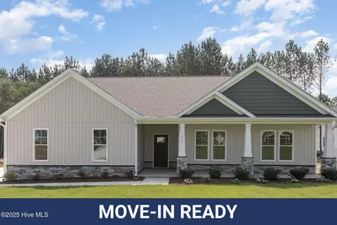 612 Tuscany Cir, Princeton, NC 27569