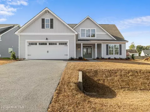 128 Creek Bluff Rd, Newport, NC 28570