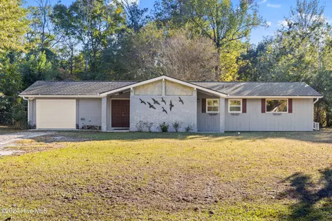 218 Bayshore Dr, Wilmington, NC 28411