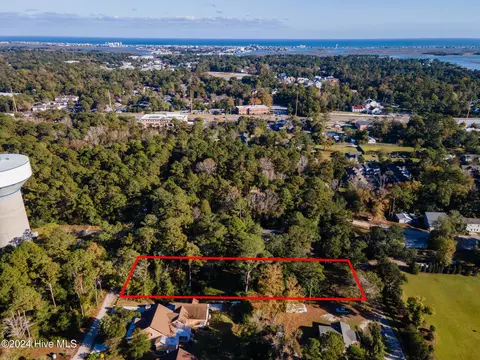 140 Rogers Ave, Wilmington, NC 28403