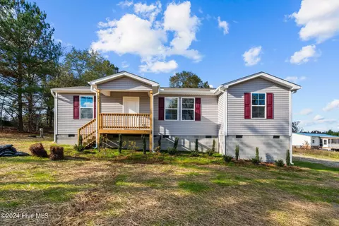 191 Water Hills Ln, Carthage, NC 28327