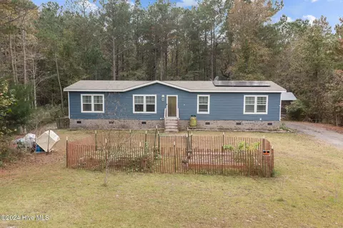 46 Frey Ct, Hampstead, NC 28443 photo 3