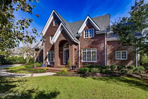 2143 Harborway Dr, Wilmington, NC 28405