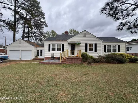 103 S 4th St, Macclesfield, NC 27852