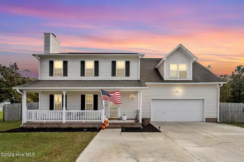 114 Mendover Dr, Jacksonville, NC 28546