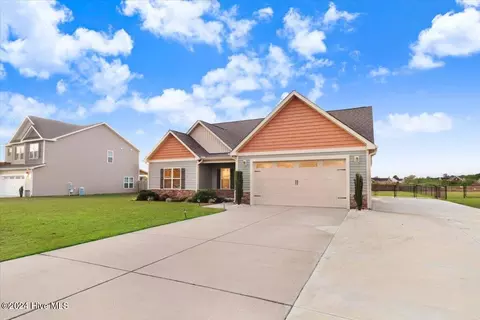 203 Weeping Willow Dr, La Grange, NC 28551 photo 3