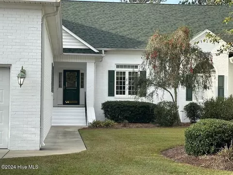 109 St Gallen Ct, New Bern, NC 28562