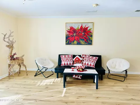 Living - 5749 Stott St, Bailey, NC 27807 photo 5 of 10