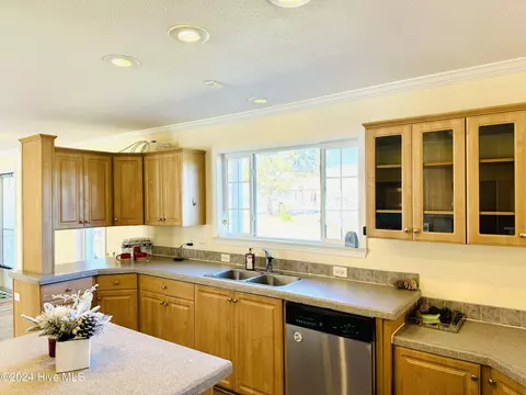 Kitchen - 5749 Stott St, Bailey, NC 27807 photo 13 of 18
