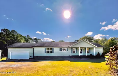 5749 Stott St, Bailey, NC 27807