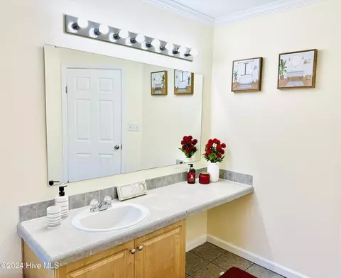 Bath - 5749 Stott St, Bailey, NC 27807 photo 6 of 10
