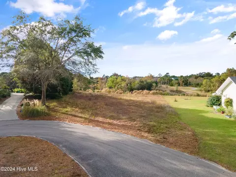 8210 Mainsail Ln, Wilmington, NC 28412