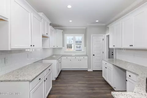 Entry Way - 191 Pepperdam St, Smithfield, NC 27577 photo 1 of 1
