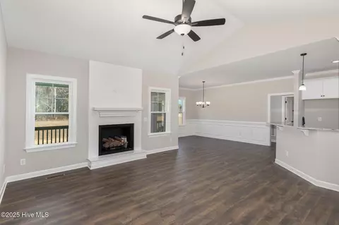 Living - 191 Pepperdam St, Smithfield, NC 27577 photo 1 of 2