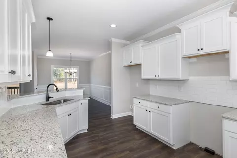 Kitchen - 191 Pepperdam St, Smithfield, NC 27577 photo 1 of 2
