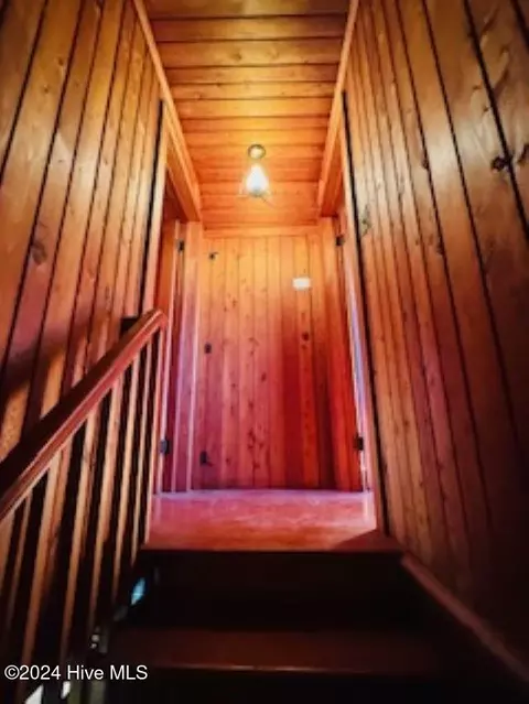 Entry Way - 100 Riverview Ave, Camden, NC 27921 photo 2 of 2