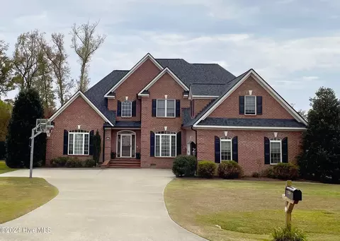 2860 Beddard Rd, Grimesland, NC 27837