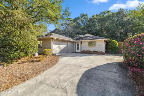 1003 Baycreek Dr, Wilmington, NC 28405