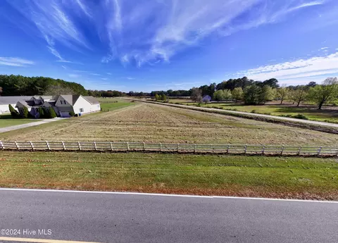 01 Smaw Rd, Washington, NC 27889
