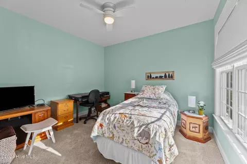 Bedroom - 106 Tred Avon Ct, Chocowinity, NC 27817 photo 7 of 11