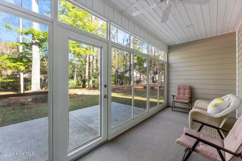 Exterior - 106 Tred Avon Ct, Chocowinity, NC 27817 photo 4 of 10