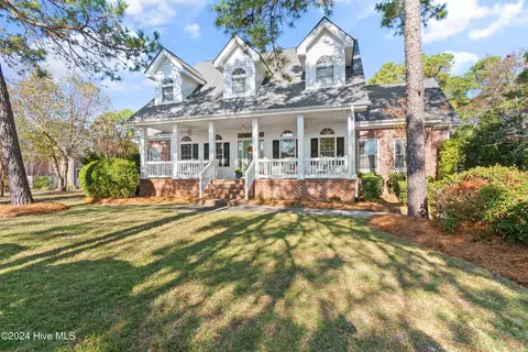 2962 Trailwood Dr SE, Southport, NC 28461