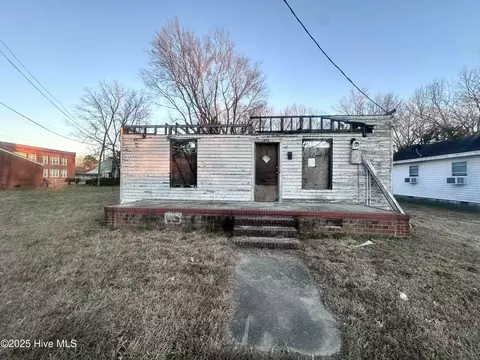 635 Pennsylvania Ave, Rocky Mount, NC 27801