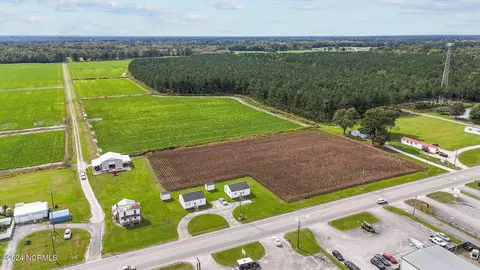 215 Nc 43 Hwy, Vanceboro, NC 28586