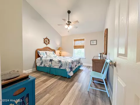 Bedroom - 107 Bristle Cone Ct, Hampstead, NC 28443 photo 7 of 7