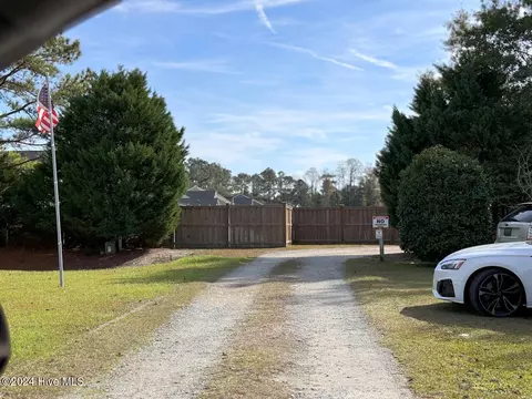 Exterior - 107 Bristle Cone Ct, Hampstead, NC 28443 photo 11 of 11