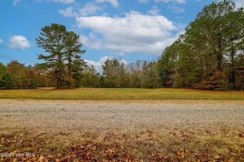 132 Kestrel Ln, Camden, NC 27921