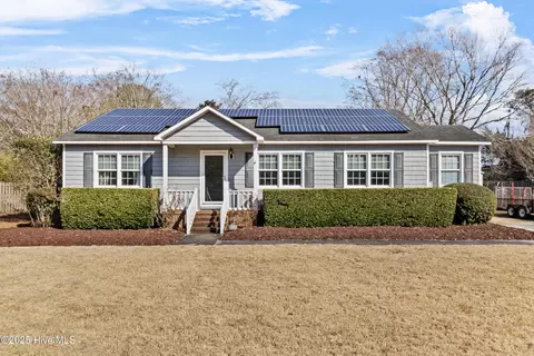 105 Edwards St, Wilmington, NC 28405