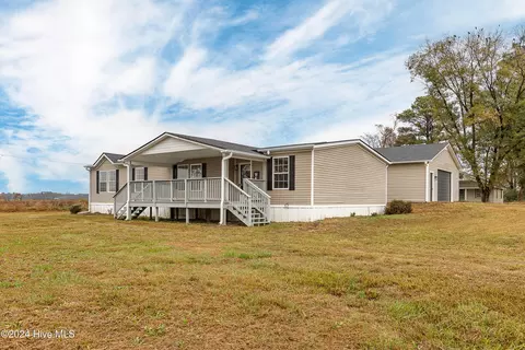3826 Cabin Museum Rd, Turkey, NC 28393