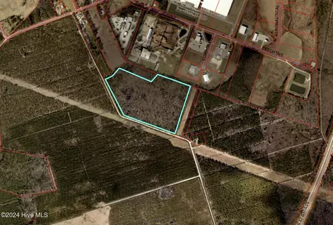 915 Clarks Rd, New Bern, NC 28562