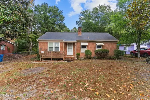 818 Holbrooke Ave, Wilmington, NC 28412