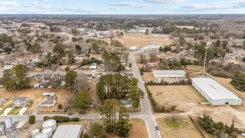 View/Area - 1018 E 5th St, Washington, NC 27889 photo 2 of 6