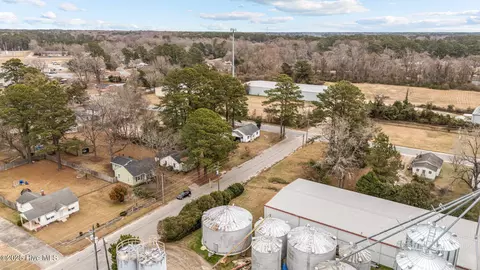 View/Area - 1018 E 5th St, Washington, NC 27889 photo 4 of 6
