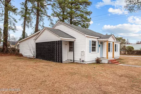 Exterior - 1018 E 5th St, Washington, NC 27889 photo 1 of 1