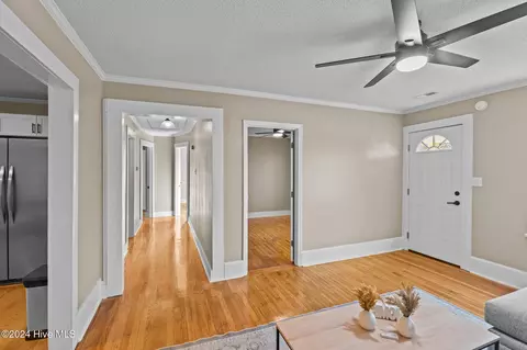 Entry Way - 1018 E 5th St, Washington, NC 27889 photo 1 of 2