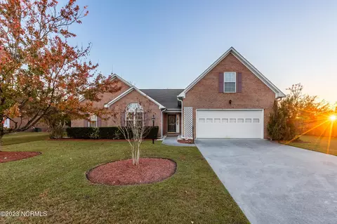 6716 Amity Way, Wilmington, NC 28411
