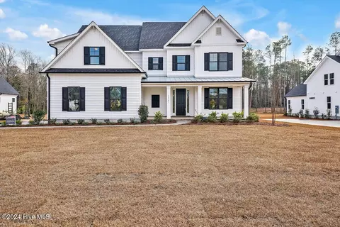 10947 Ashton Rd, Burgaw, NC 28425