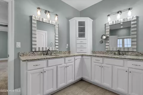 Bath - 14 Viona Ln, Hampstead, NC 28443 photo 1 of 4