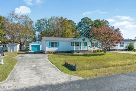 1104 Captains Ct, Carolina Shores, NC 28467
