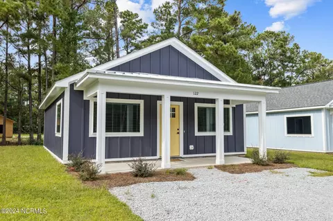 125 Long Pond Loop, Swansboro, NC 28584 photo 3