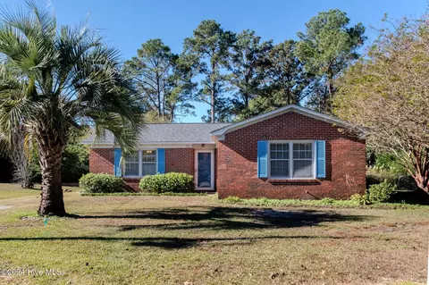 521 Plymouth Dr, Wilmington, NC 28405
