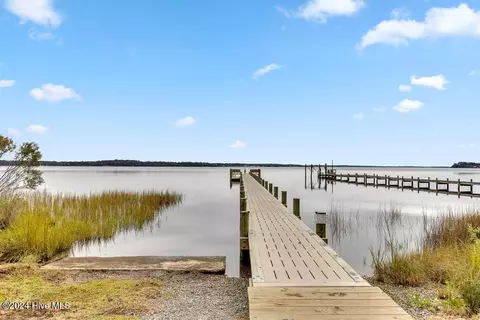 View/Area - 605 Old River Rd, Stella, NC 28582 photo 14 of 16